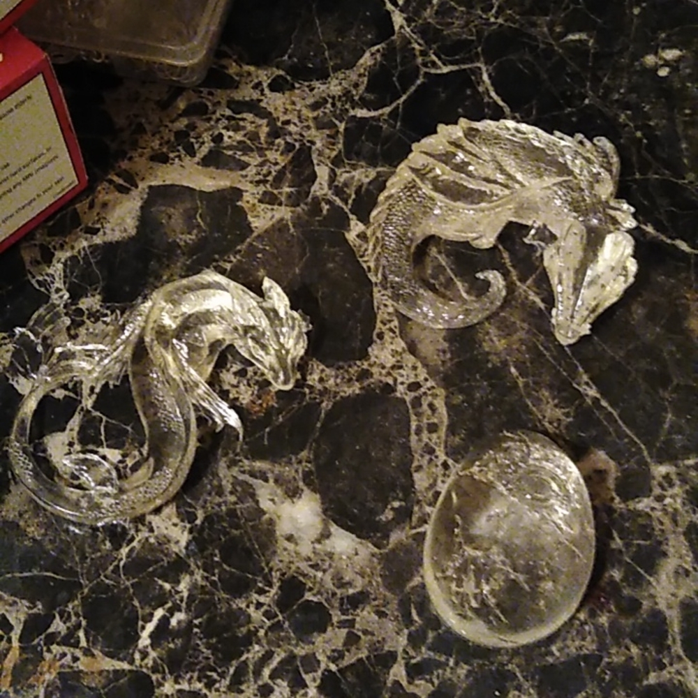 Dragon figures - Picture 8 of 8